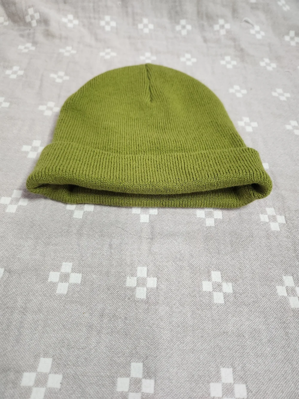 Urban Outfitters Adult OS olive green cuffed knit beanie